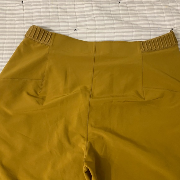 Lululemon Womens Trouser, Mustard Gold, Size 8 NWOT - Picture 7 of 9